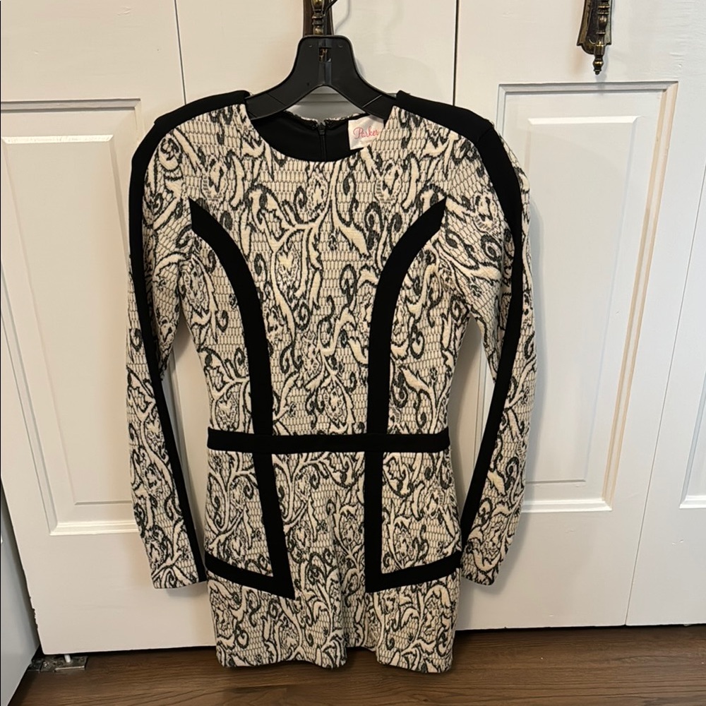 Elegant Black and Cream Patterned Dress